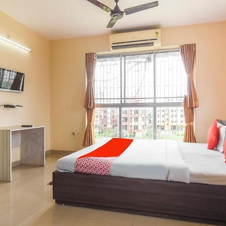 Oyo 8125 Orchid Inn Kalküta Dış mekan fotoğraf