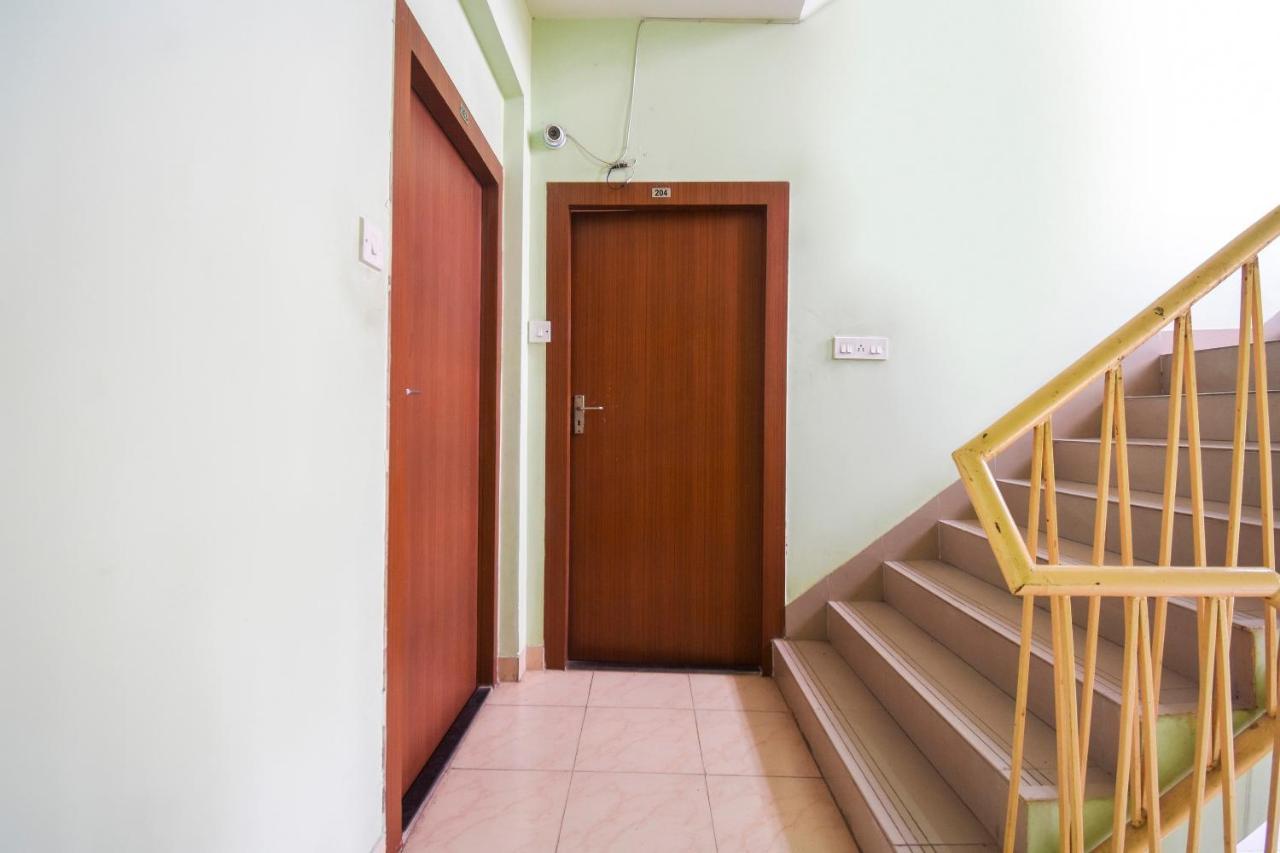 Oyo 8125 Orchid Inn Kalküta Dış mekan fotoğraf
